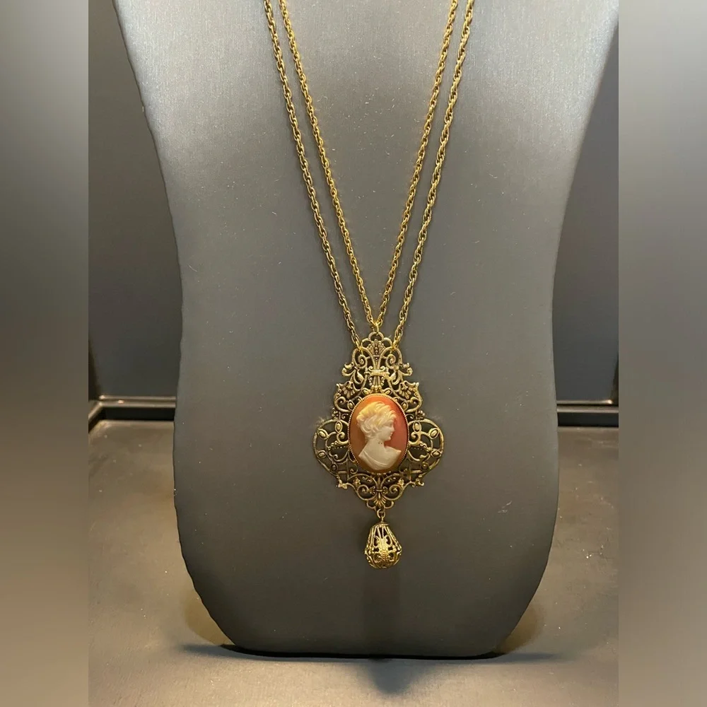 Large Vintage Filigree Cameo Pendant On Double 20” Chains Victorian Revival - Picture 2 of 7
